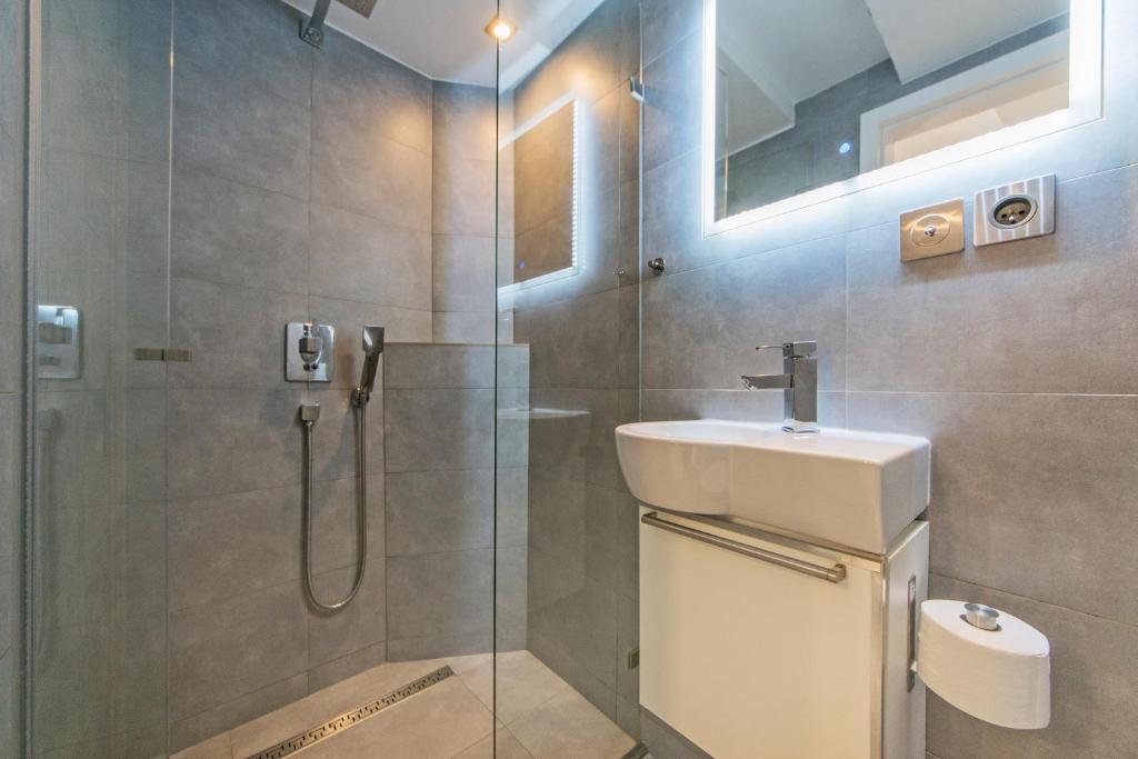 Studio Four - prywatne wejście i taras w Centrum Sopotu photo 3
