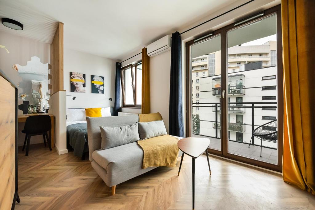 Woronicza 80 Modern Studio by BookingHost photo 2