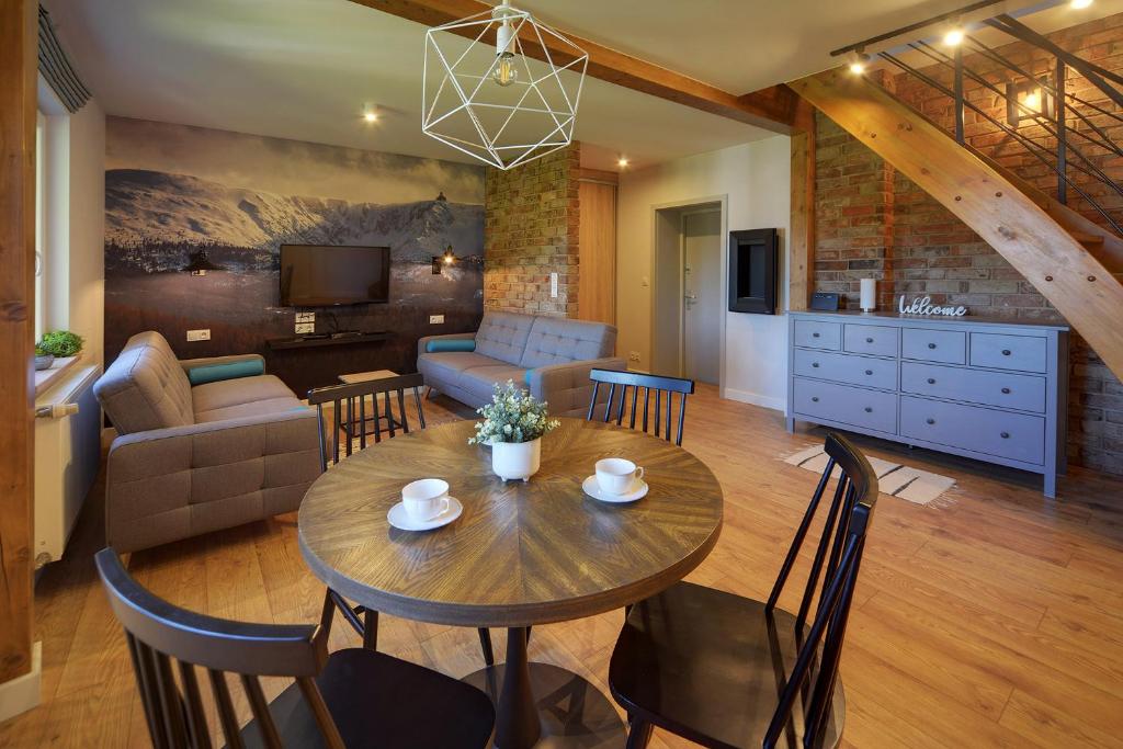 Przytulny Apartament Sun Seasons 24 w Karpaczu by Noclegi Renters — photo 1