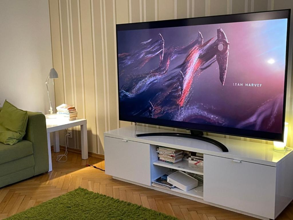 Super Apartament GREEN Rondo ONZ Metro NOWE Wifi 300 Mb/s AirCondition Netflix Spotify photo 3