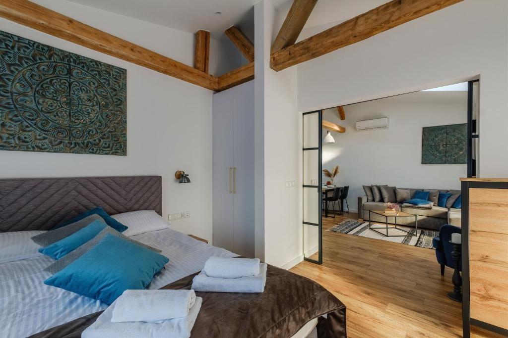 REZYDENCJA ORNAK 5 - stylowe apartamenty z balkonami i jacuzzi photo 2