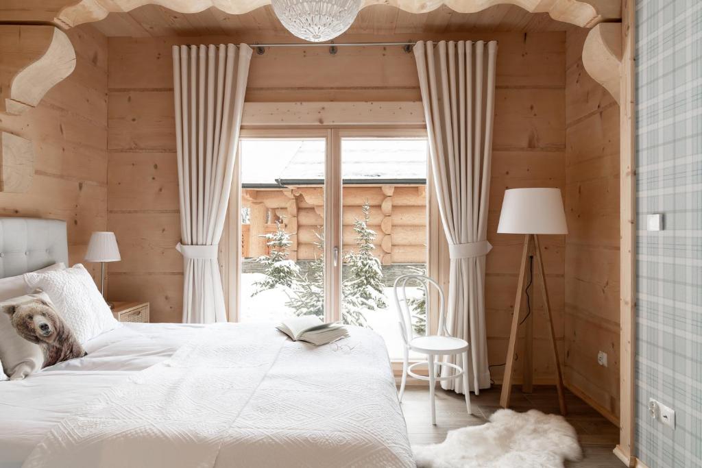 Śnieżna Dolina - Sobiczkowa Bór Luxury Chalets photo 2