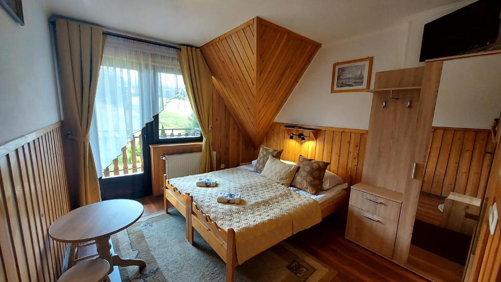Willa POŚREDNIA - widok na Tatry z każdego pokoju photo 2