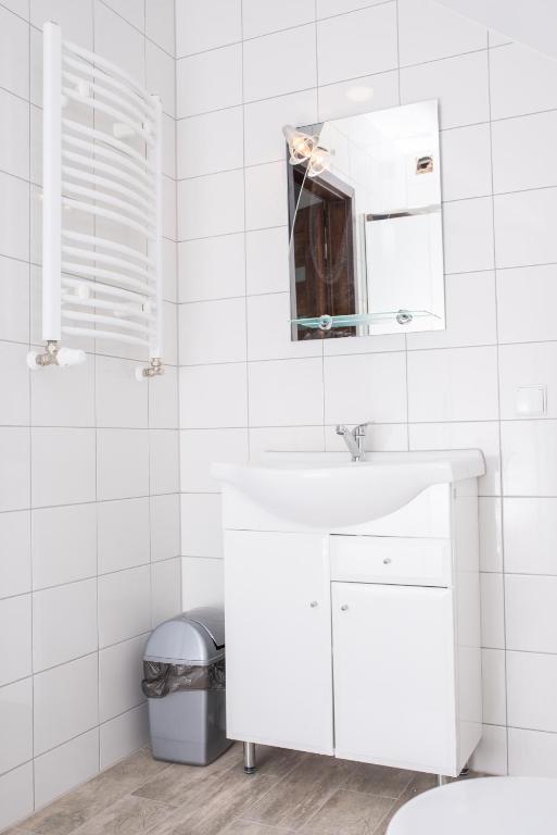 Staś -przy szkole nr 3 w Skawie photo 3