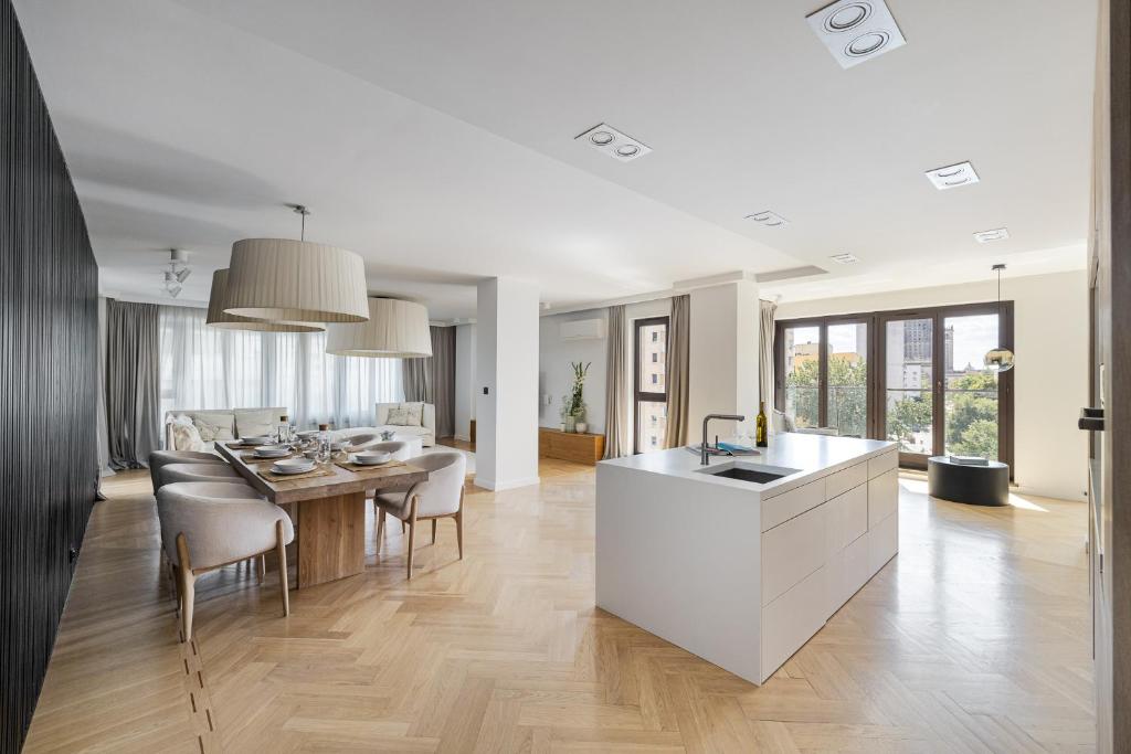The Atelier - Luxurious 230m2 Apartment in Warsaw — photo 1