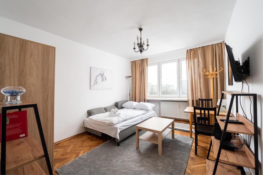 Wierzbno Standard Apartment by BookingHost photo 2