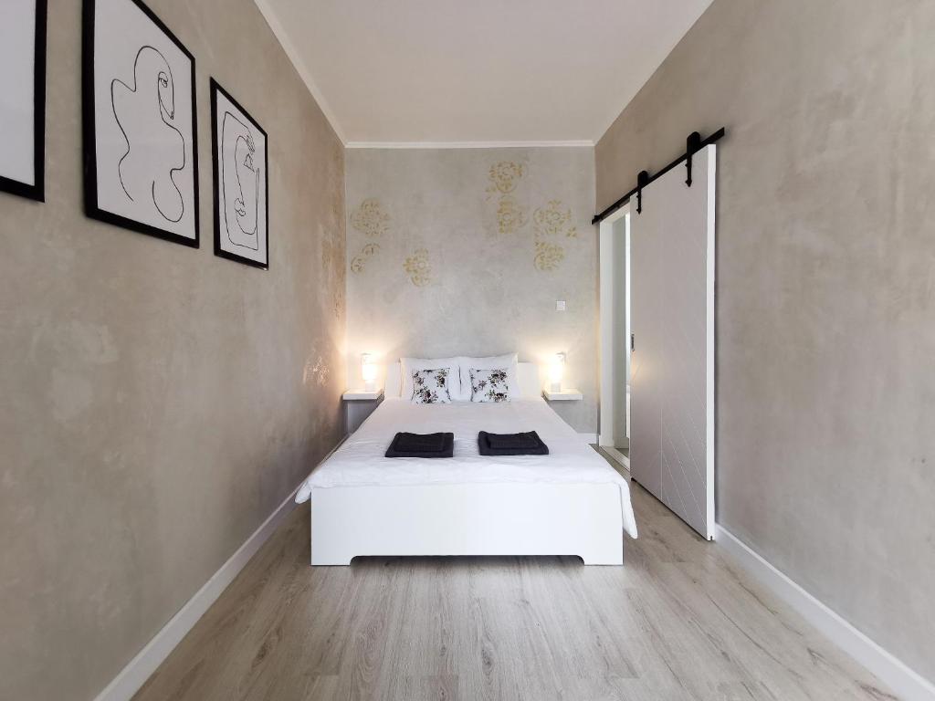 SPACIOUS & quiet Apt - Old Town & Kazimierz photo 3