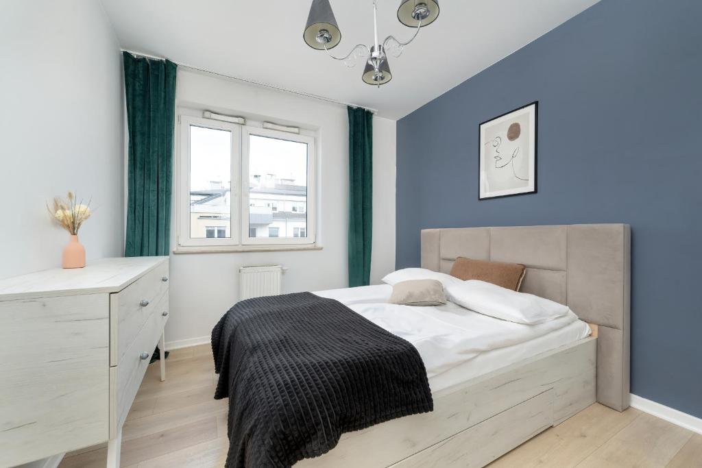 Wyjątkowy Apartament z Parkingiem dla 6 osób by Noclegi Renters — photo 1