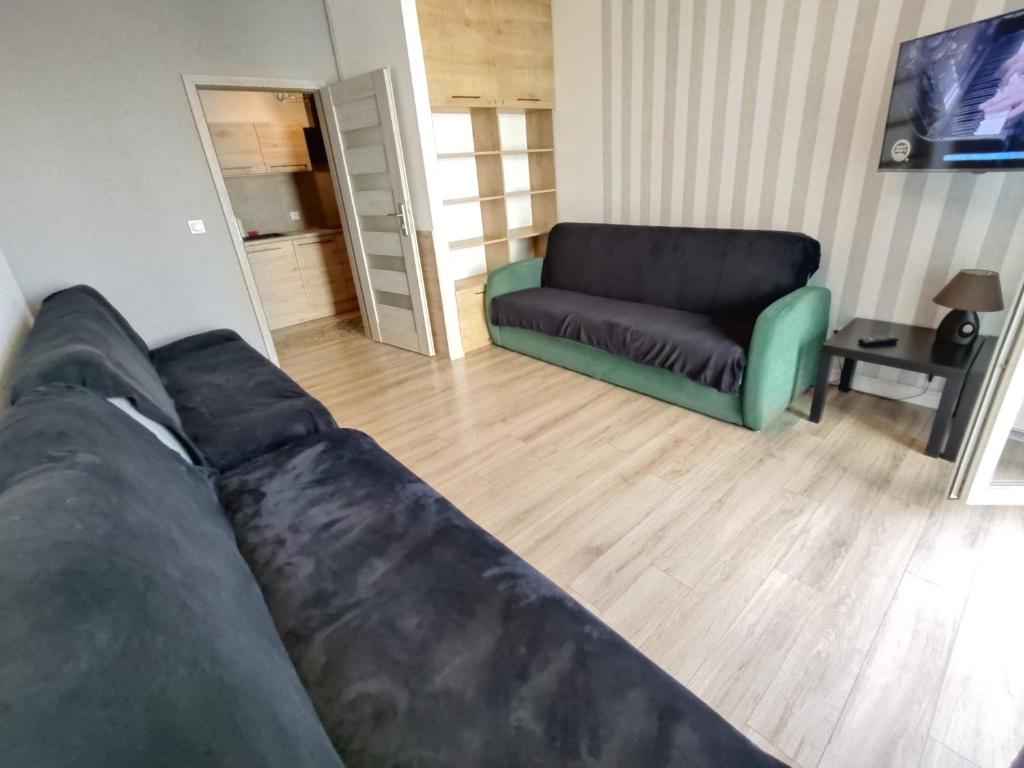 1120 Śmiałego 41 - Tanie Pokoje w Apartamencie - samodzielne zameldowanie - self check in photo 2