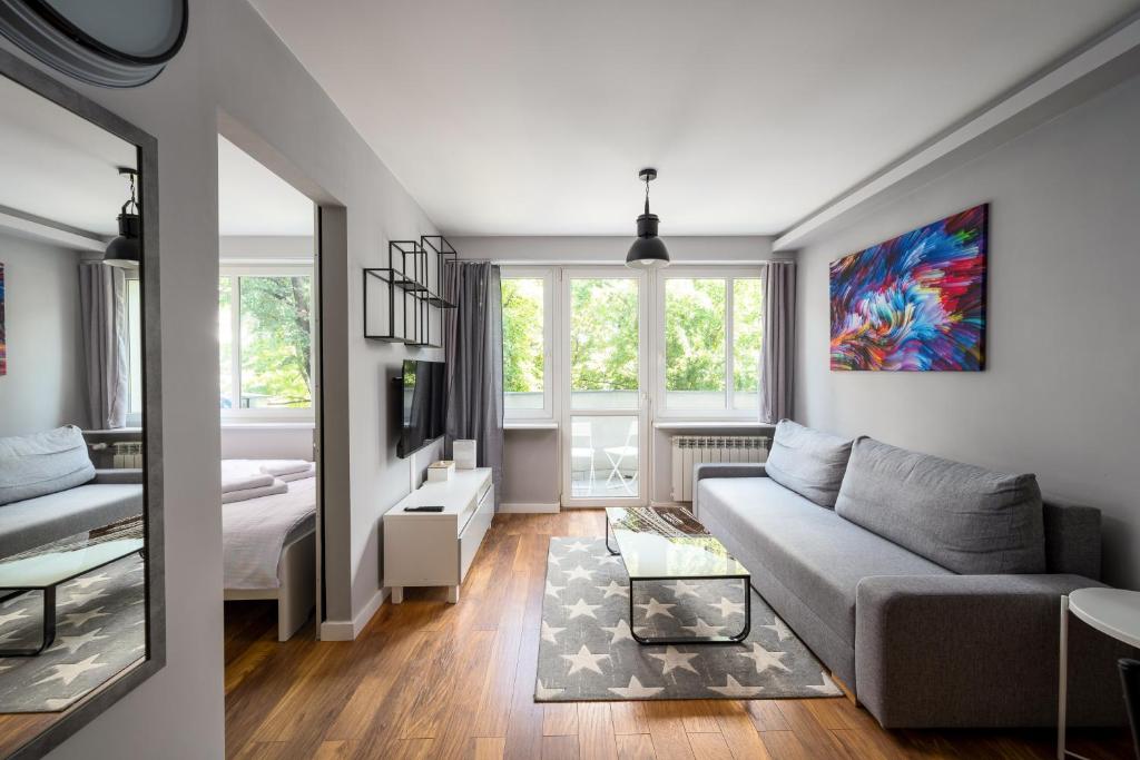 Solec Powiśle Pleasant Apartment by BookingHost — photo 1