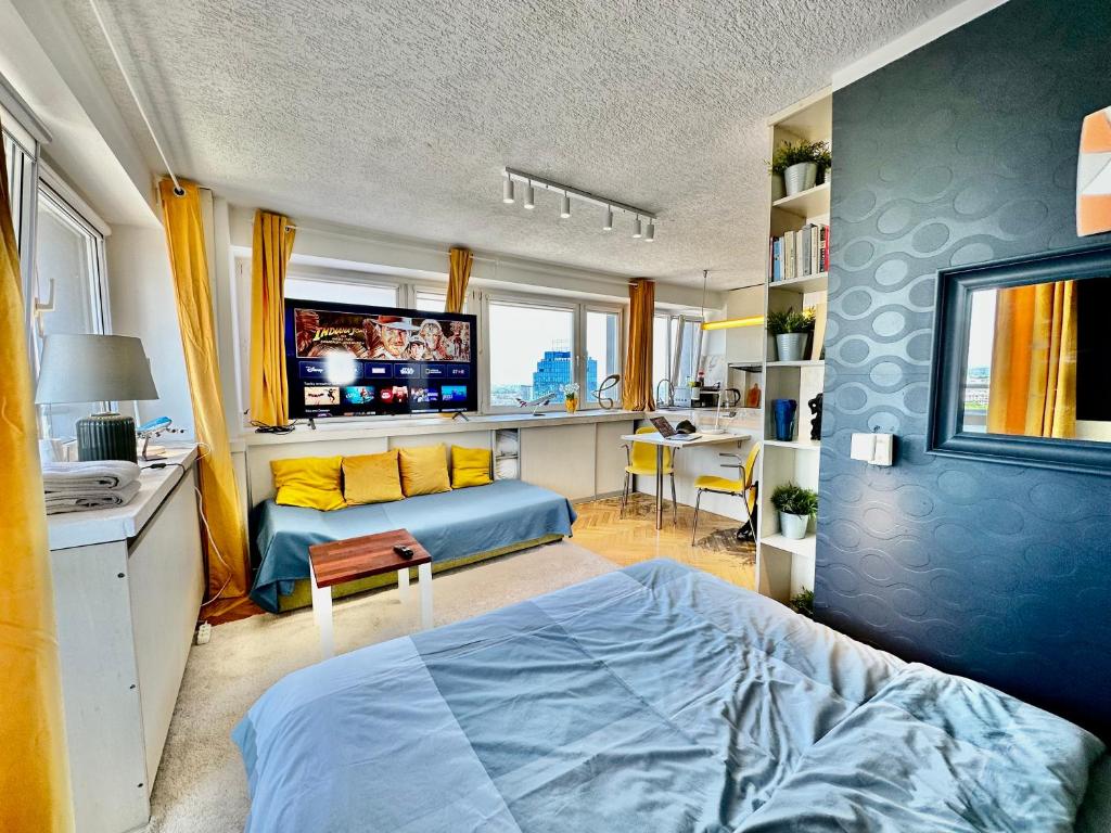 SUN clima/AC metro x2 Fast WiFi 500 Mbs 70’TV Netflix AppleTV HBO photo 2