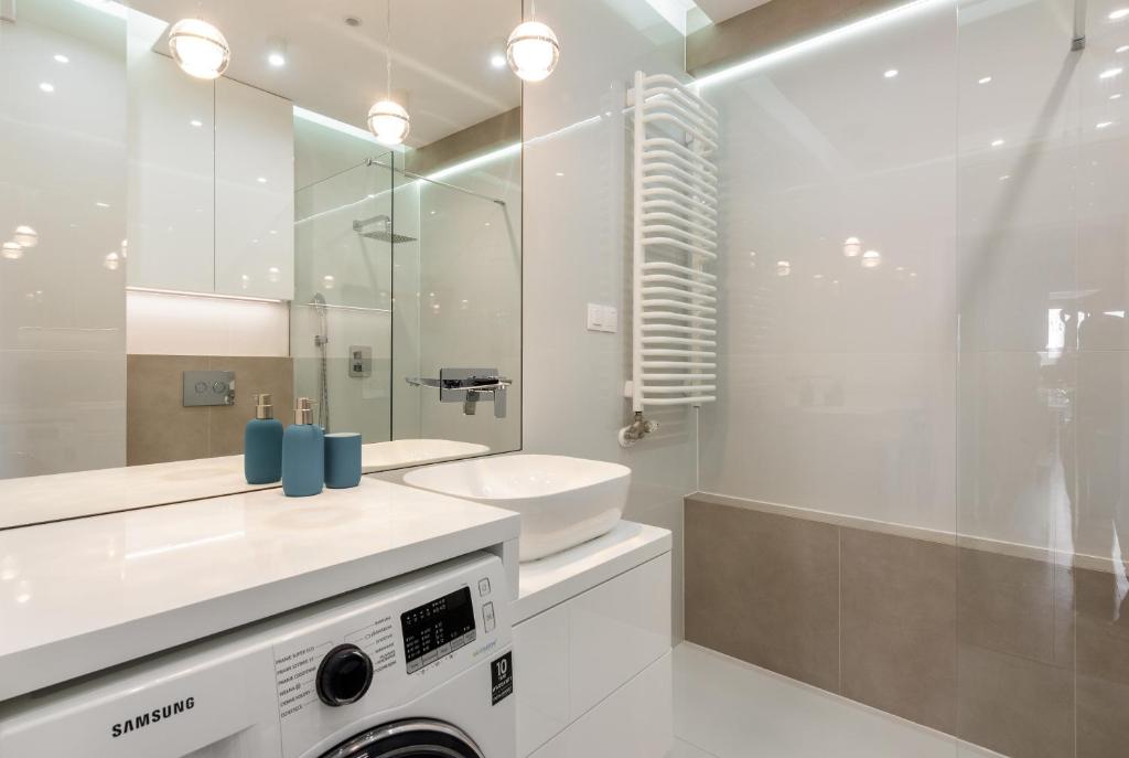 ROYAL Deluxe 2 rooms 6 persons Aquapark Down Town photo 3