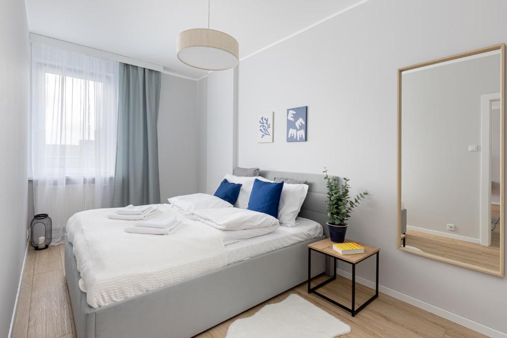 Booking.com: Hotels in Warsaw. Book your hotel now! — photo 1