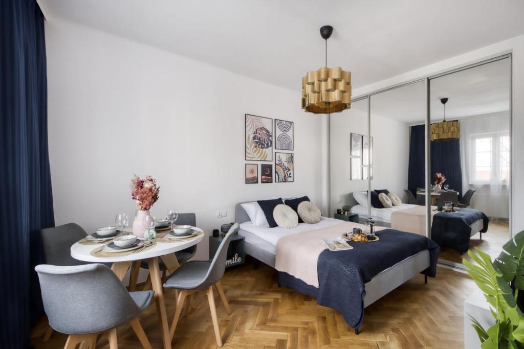 Apartment Old Town by Arrenda photo 2