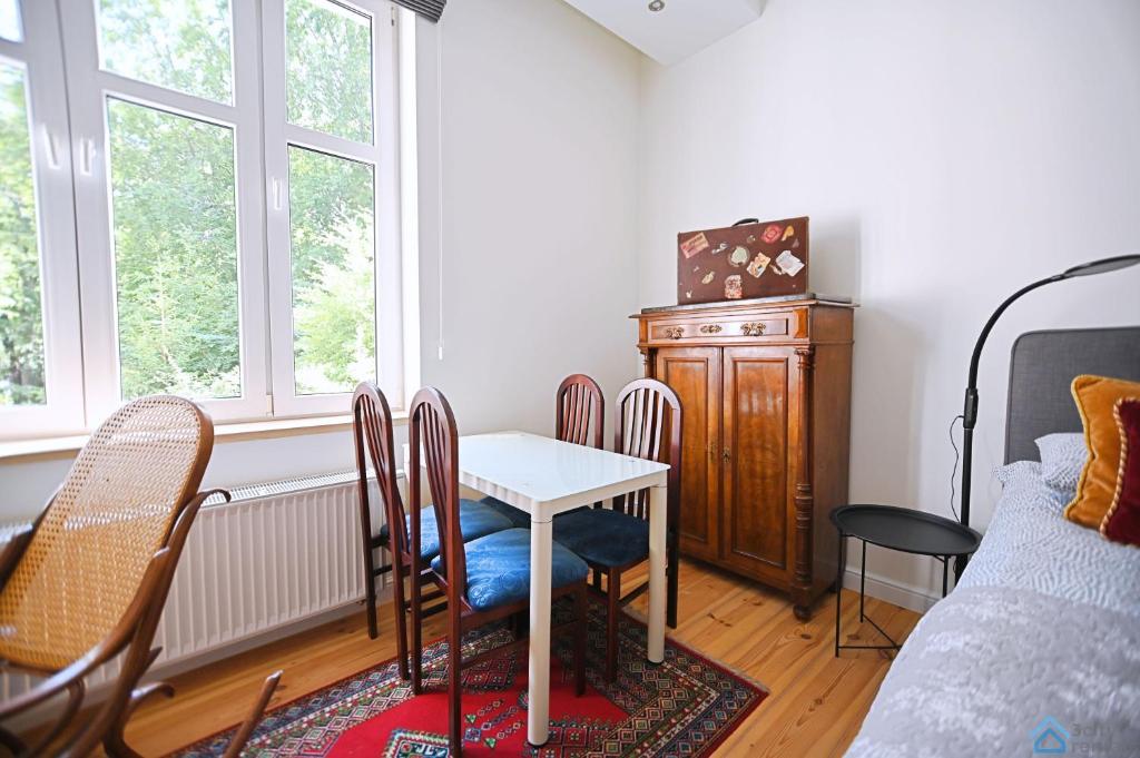 Beige and Red 3city Studio in Sopot by Noclegi Renters photo 2