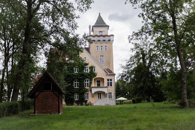 Zamek Nowęcin — photo 1