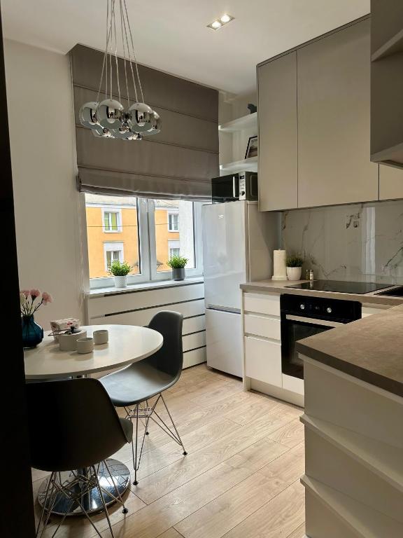 White Apartament Częstochowa Centrum 2-bedroom photo 3