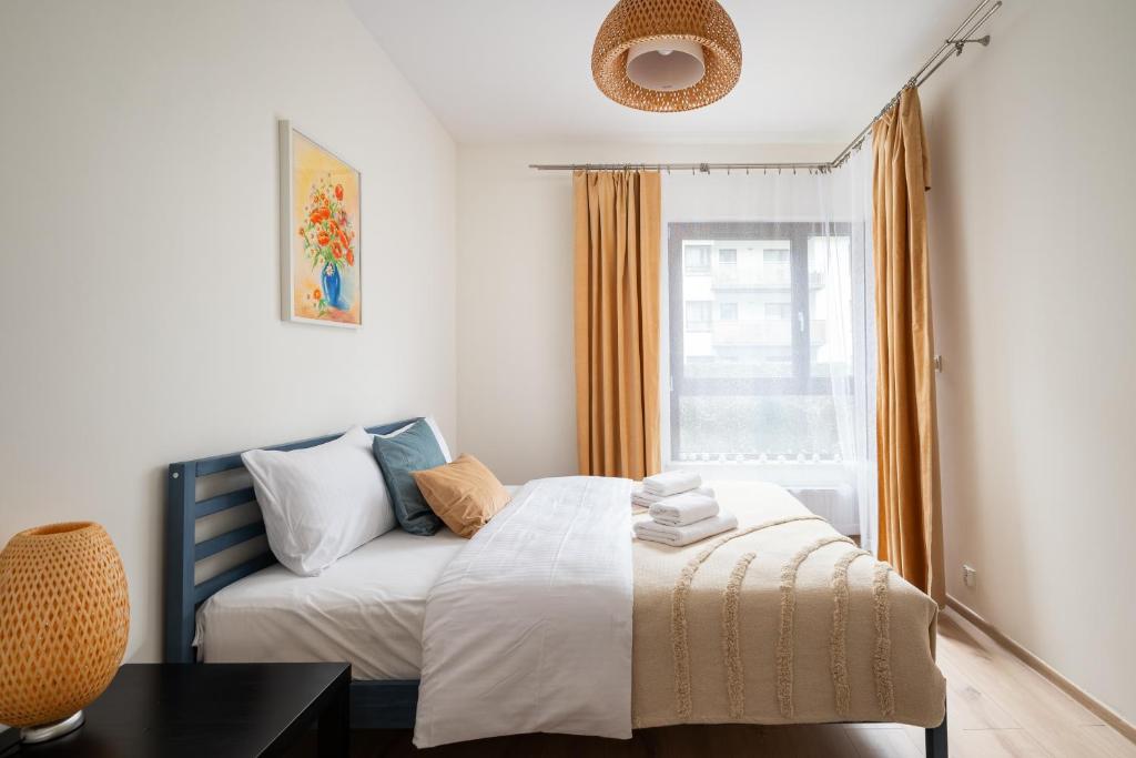 Royal Wilanów Apartment with Garden by BookingHost photo 2