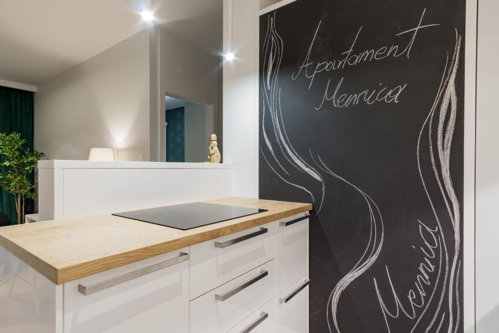 Mennica Residence Chic Apartment by BookingHost photo 3