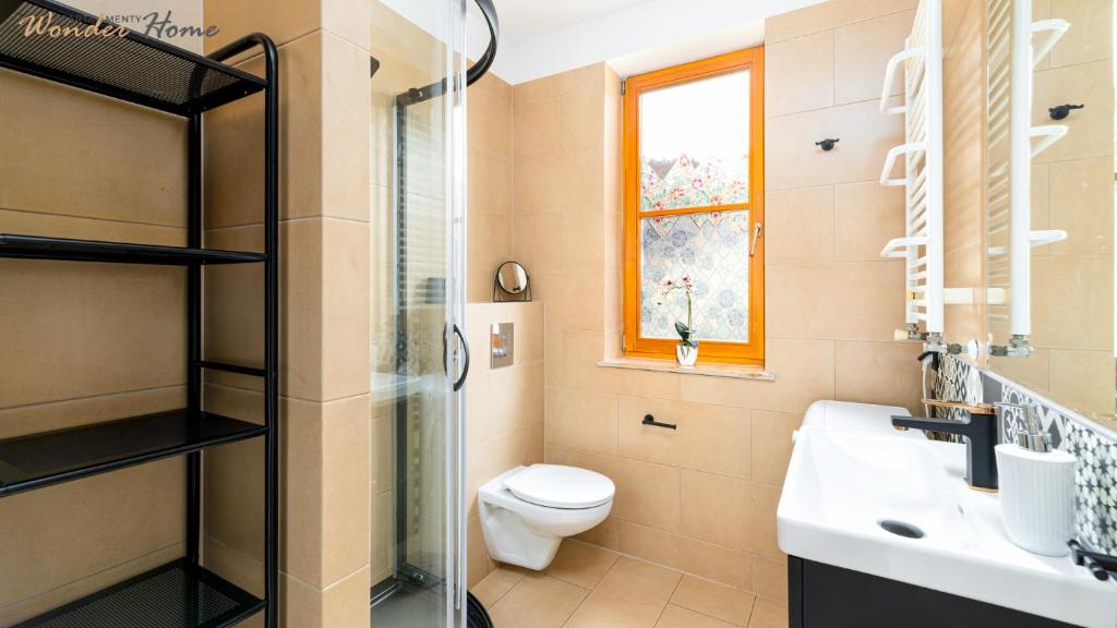 Wonder Home - Domek Karkonosz z kominkiem i dwoma sypialniami - tuż przy stoku Myśliwska 42-1 photo 3