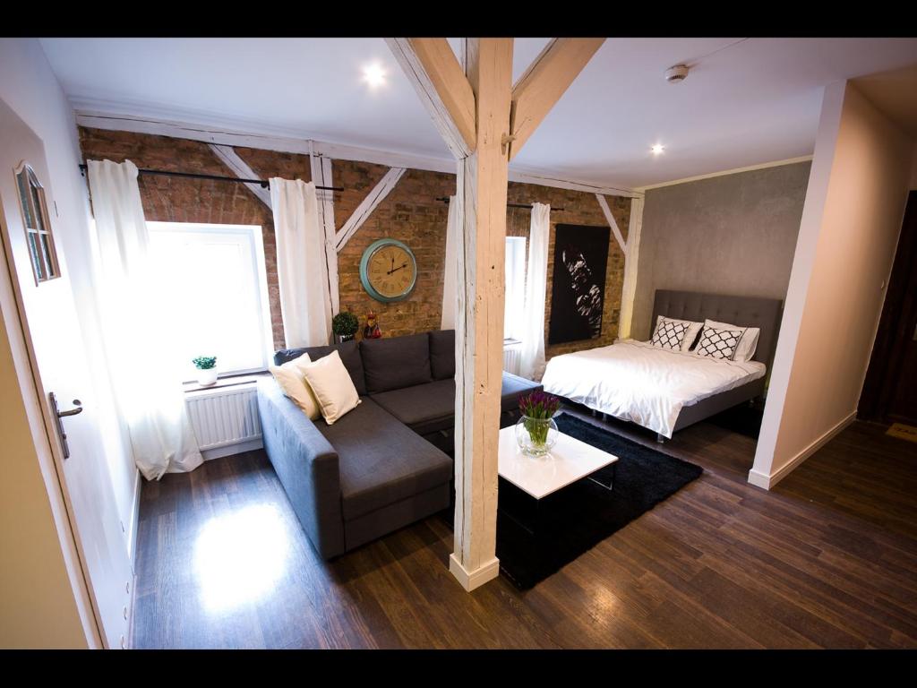 Apartmenty Mariacka 20 -Self Check-In 24h -Głośniej w weekendy - Noisy on the weekend — photo 1