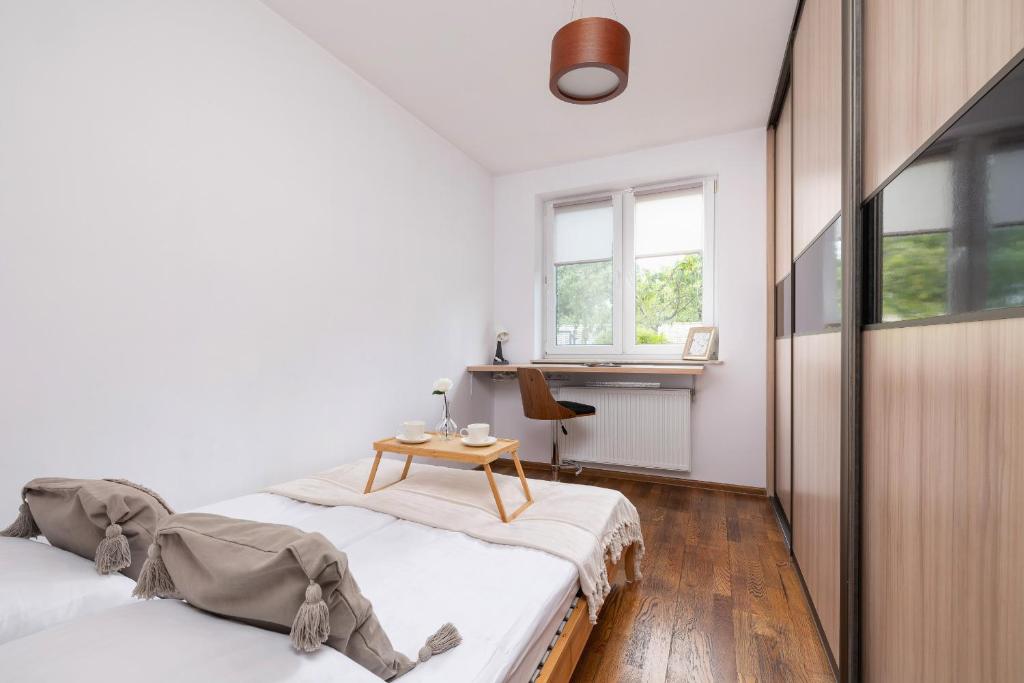 Stylowy Apartament z oddzielna sypialnią niedaleko centrum Chorzowa by Noclegi Renters photo 2