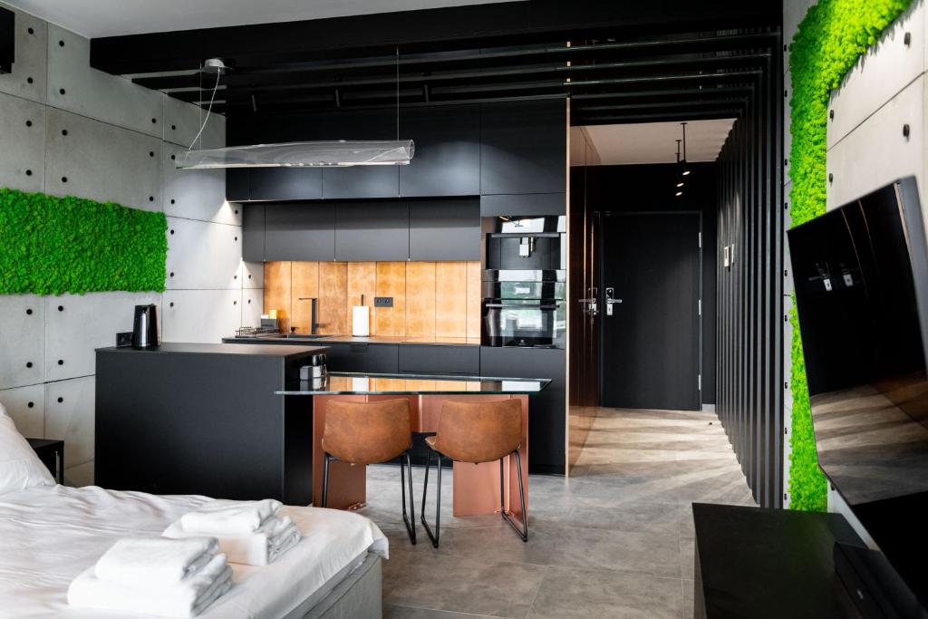 Wiślane Tarasy - UNIQUE Apartments 4YOU - 9 piętro z pięknym widokiem na centrum Krakowa — photo 1