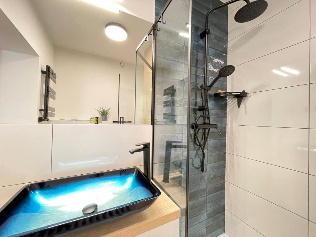 Superior Laguna Beskidow Green! Sauna & Gym! Air Condition! photo 3