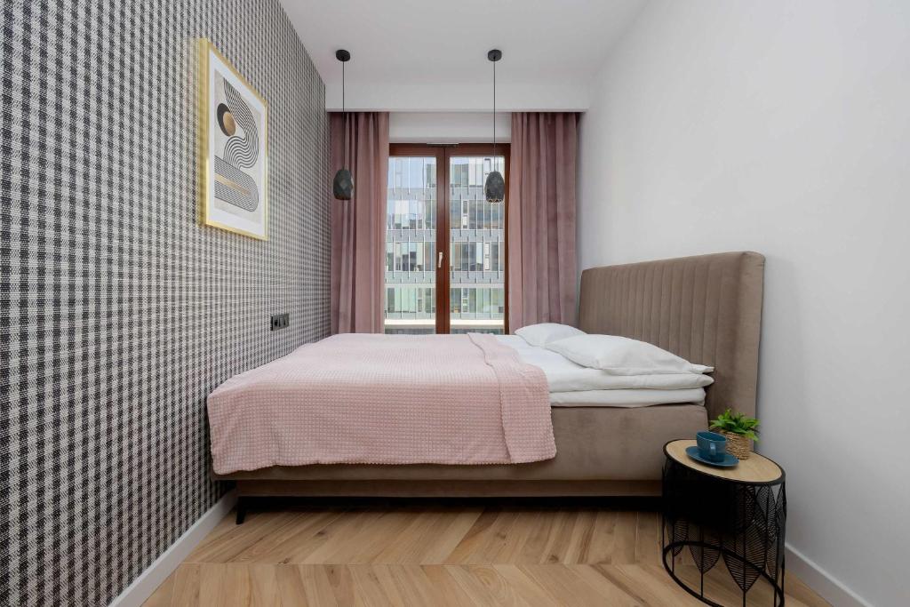 Tasteful Apartment with Parking by Noclegi Renters photo 2