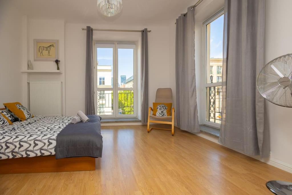 Spacious Apt in heart of Warsaw — photo 1