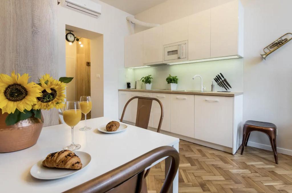 Studio apartment - Centre of Kraków - Starowiślna 54 photo 2