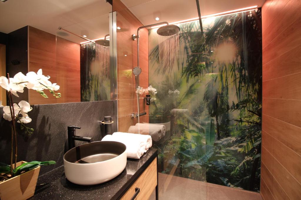 Sea View Moss VIP Apartment photo 2