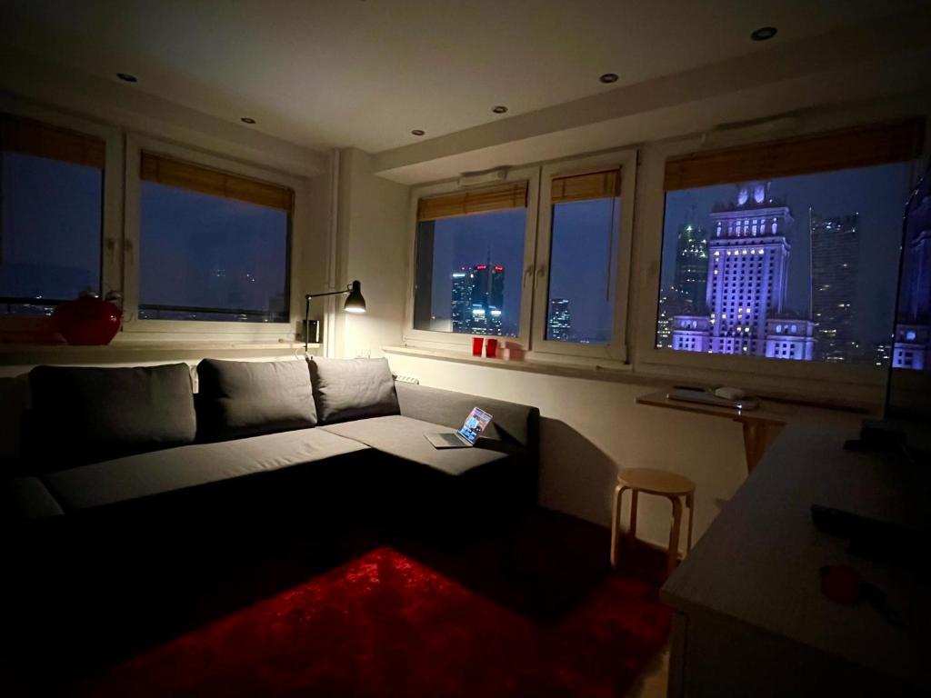 Super Apartament RED Centrum Best View in Town 2x Metro Fast WiFi 300 Mbs Netflix AppleTV SmartTV Spotify Panorama Miasta — photo 1