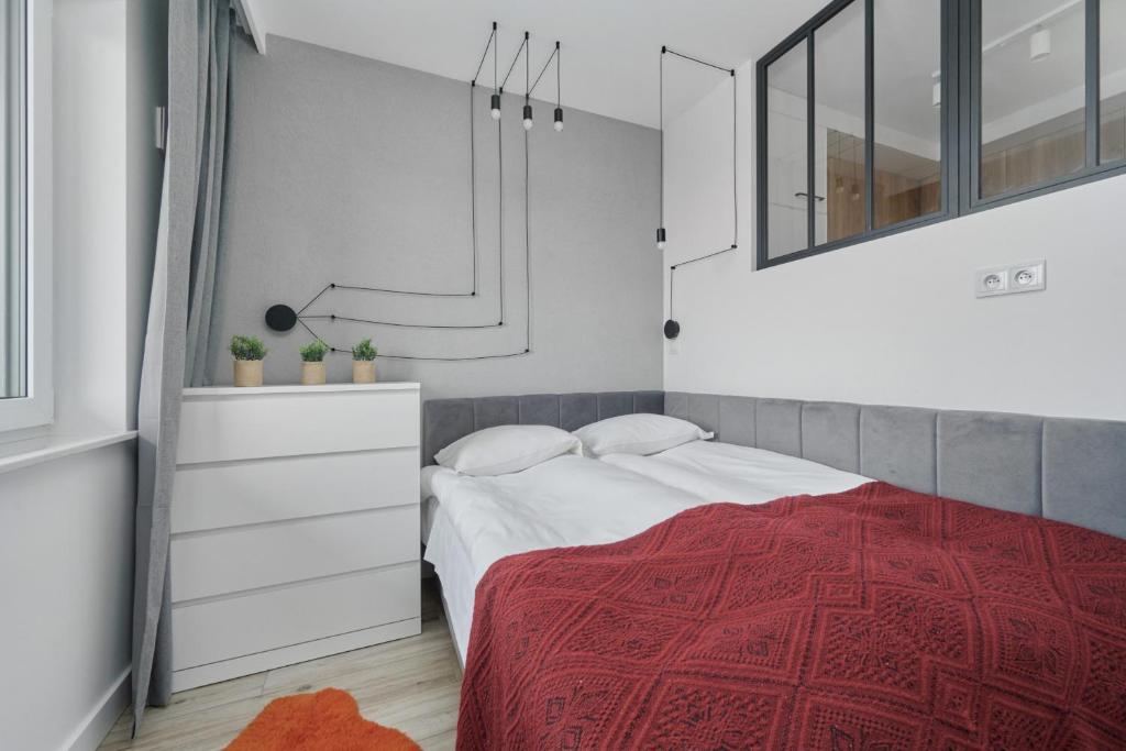 River View Studio with Balcony & FREE GARAGE Wrocław by Noclegi Renters photo 2