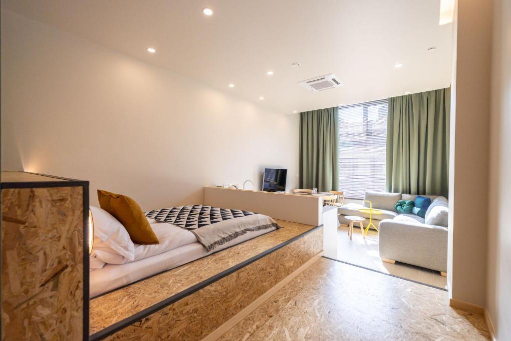 WAM Apartments photo 2