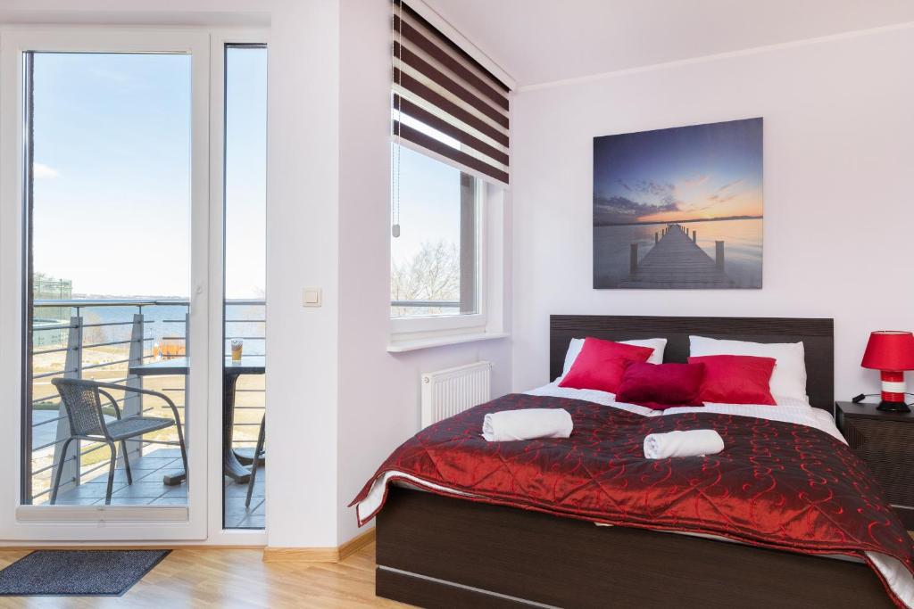 Seaview Apartment Nowy Świat by Noclegi Renters — photo 1