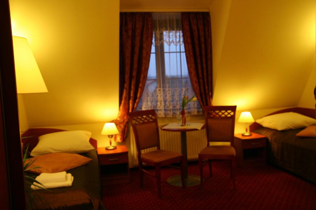 Hotel Karolinka photo 2