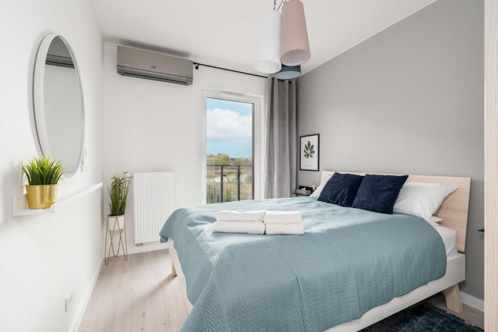Stara Cegielnia Lake View Apartment by Renters Prestige photo 2