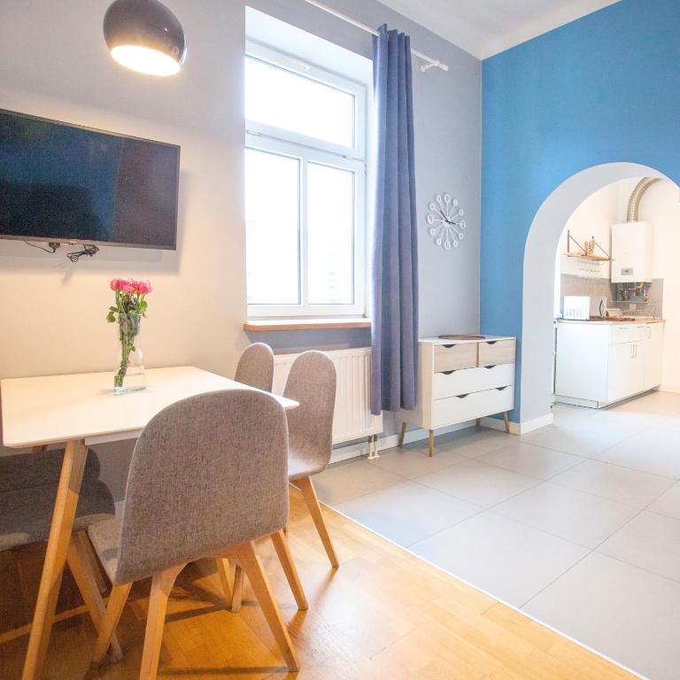 Smart Old Town Apartment — photo 1