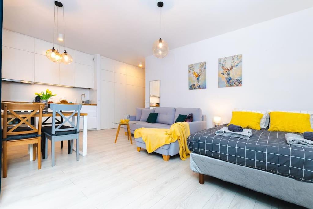 Sempre Warszawa-Smart TV-Netflix-Amazing location — photo 1