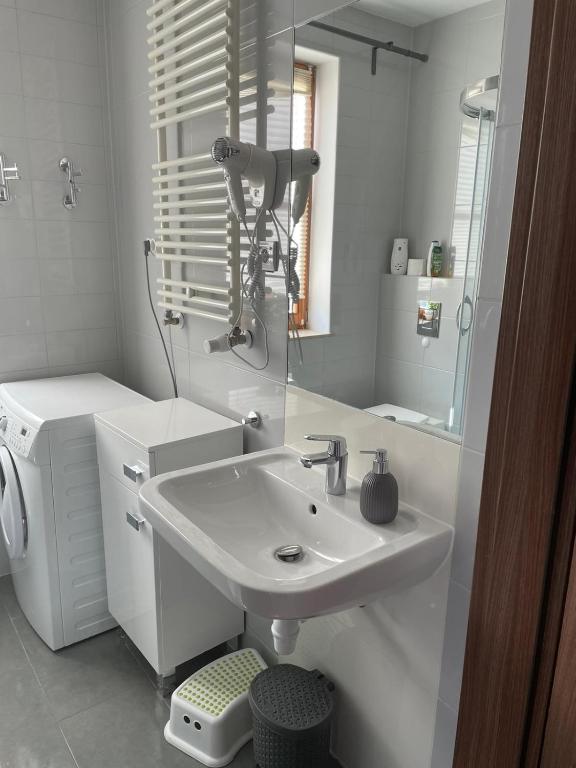 "Apartament pod Śnieżką" uroczy apartament z kominkiem photo 3