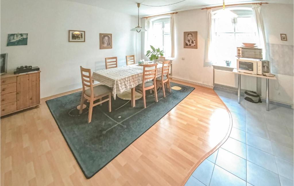 Three-Bedroom Apartment In Smoldzino photo 3