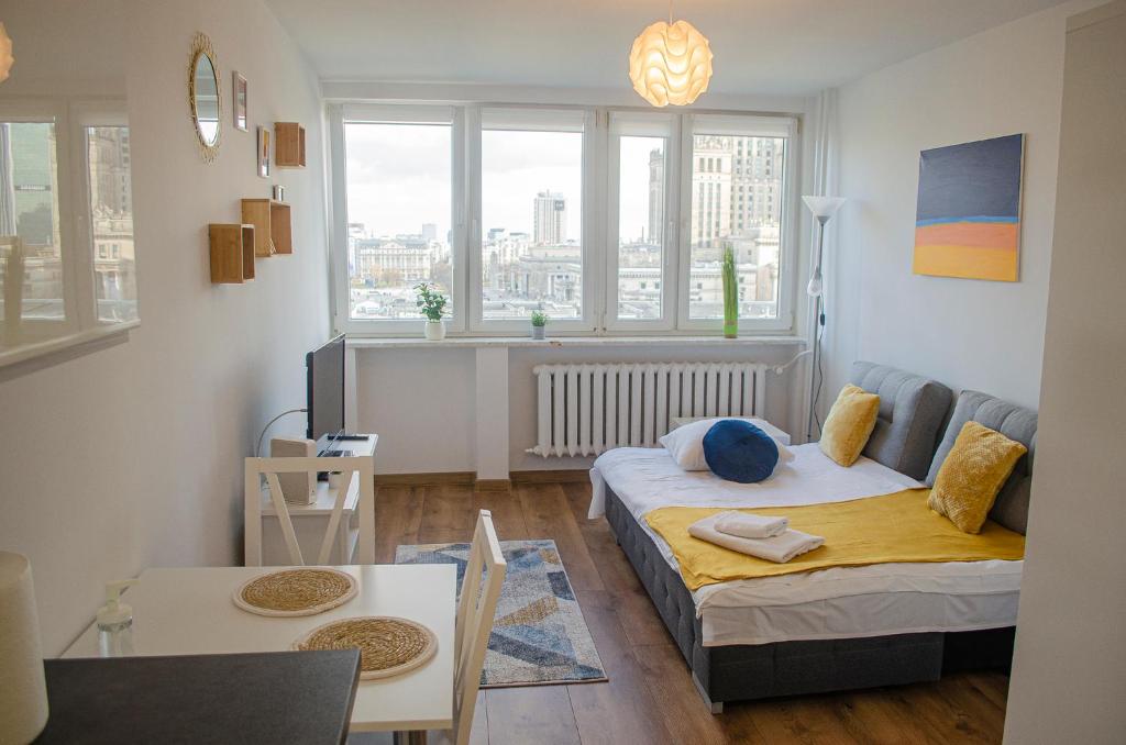 Sweet Life Apartment next to metro station — photo 1