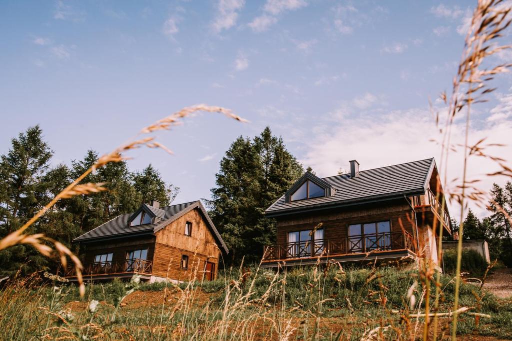 Szumny Dwór - pokoje z łazienkami — photo 1