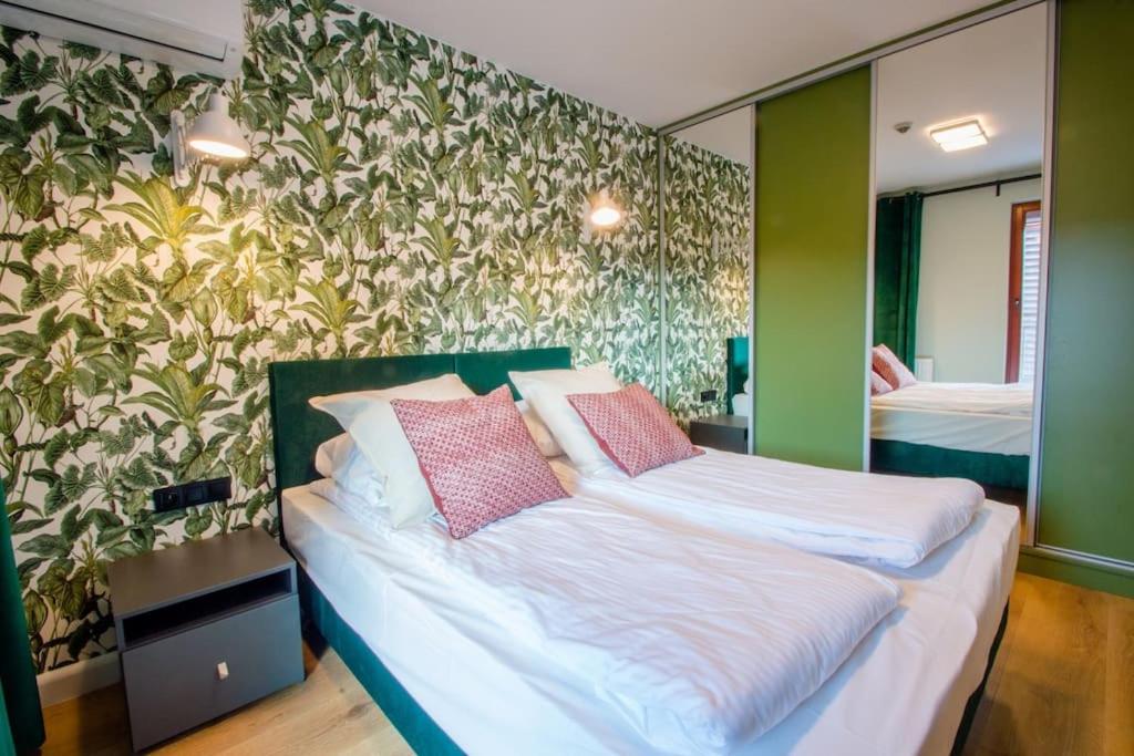 SPA Waterlane Island Deluxe 2 by Grand Apartments photo 2