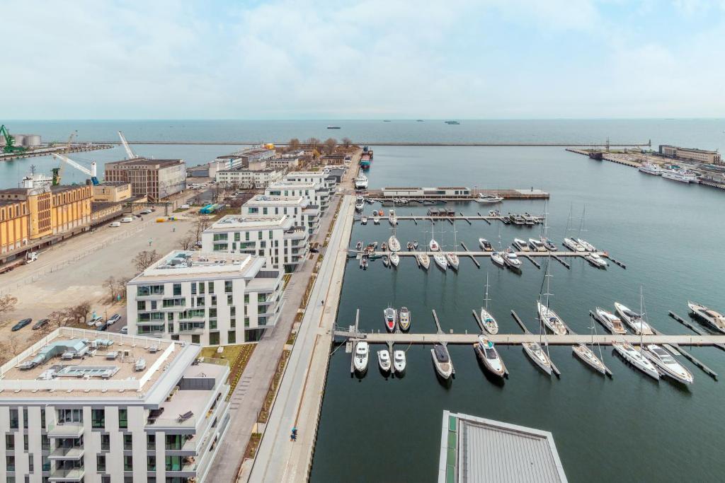 Sea Towers 15th floor Apartment with Sea View by Renters Prestige photo 2