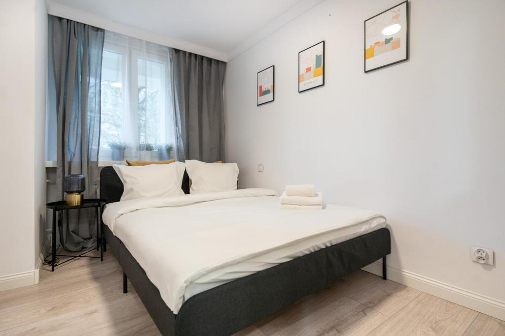 Spodek Stylish Apartment by BookingHost photo 2
