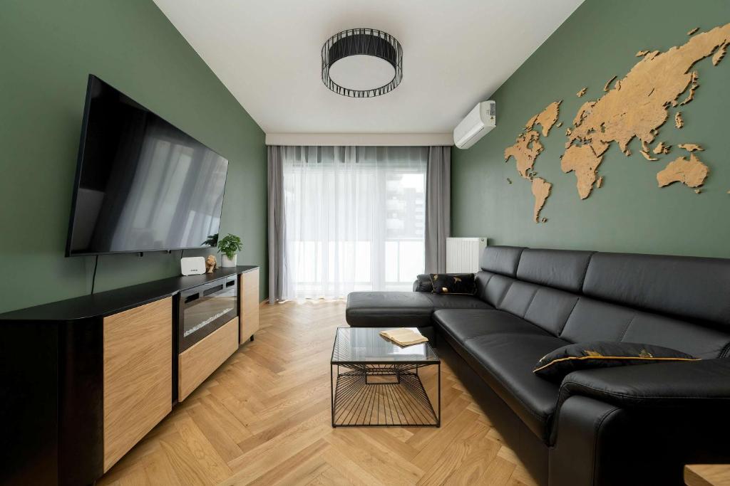 Quorum Apartment with Parking and Air Conditioning close to the City Center in Wrocław by Renters Prestige photo 2
