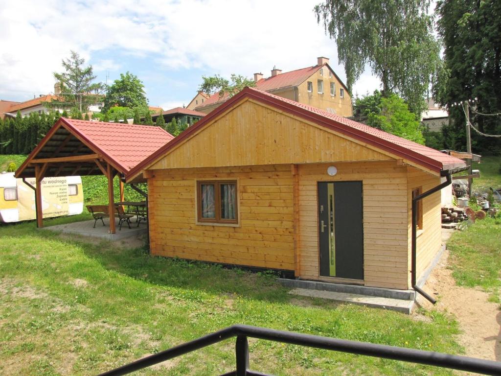 Wooden holiday home near the lake — photo 1