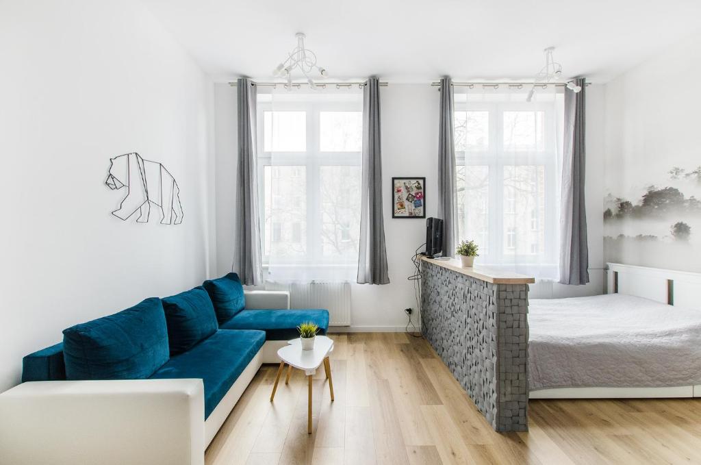 Wroclaw Central City Apartments- Self Check-in 24h photo 2